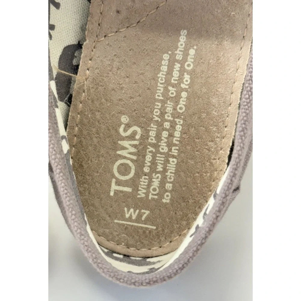 Toms Classics Ash Gray‎ Women's Size 7W Slip On Casual Canvas Flat Shoes